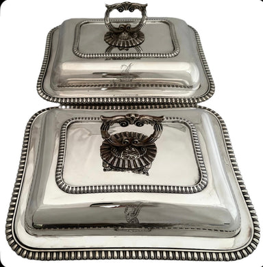 Georgian, George IV, Pair of Silver Entree Dishes & Covers. London 1824, William Bateman. 145.5 troy ounces.