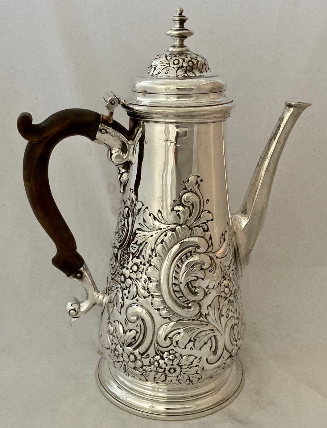 Georgian, George II, Silver Coffee Pot. London circa 1745 - 1760. 20.5 troy ounces.