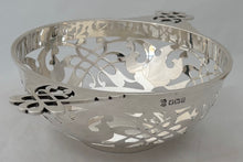 George V Pierced Silver Dish. Sheffield 1913 Martin Hall & Co. Ltd. 7.3 troy ounces.