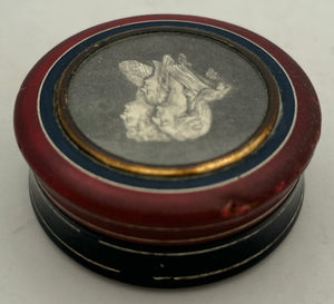 Louis XVI of France, Marie Antoinette & the Dauphin Early 19th Century Snuff Box.