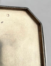 French Silver Table Snuff Box with Collet Set Blister Pearl. Auguste Leroy, Paris, circa 1910. 4.4 troy ounces.