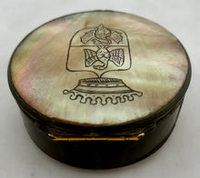 The Arms of a Count of the House of Borghese, 19th Century Italian Snuff Box.