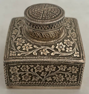 Anglo Indian Silver Inkwell, Kashmir circa 1890. 2.5 troy ounces.