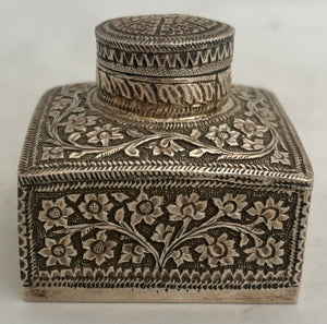 Anglo Indian Silver Inkwell, Kashmir circa 1890. 2.5 troy ounces.