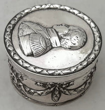 Napoleon Bonaparte Silver Portrait Bust Snuff Box. Sockholm 1906, A. G. Dufva. 3.5 troy ounces.