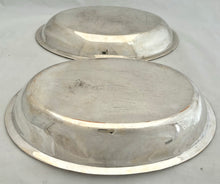 George III Pair of Old Sheffield Plate Entree Dishes on Lion Paw Feet Stands, circa 1810.