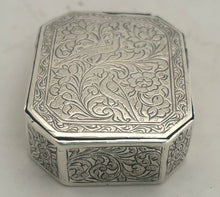 19th Century Continental White Metal Snuff Box.