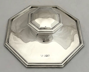 George V Octagonal Silver Inkwell. Sheffield 1922 Hawksworth, Eyre & Co. Ltd.