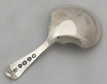 William IV Silver Caddy Spoon. London 1833 A. B. Savory & Sons.
