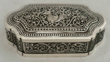 First Half 20th Century Ceylonese Silver Betel Lime Box. 5.6 troy ounces.