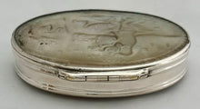 Georgian, George I, Silver & Mother of Pearl Snuff Box, circa 1725.