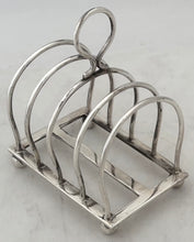 Edwardian Scottish Silver Toast Rack. Edinburgh 1907 Hamilton & Inches. 3.1 troy ounces.