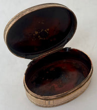 Louis XVI French Gilt Metal Snuff Box, circa 1790.