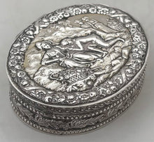 Continental Silver Oval Snuff Box. Imported London 1926, T. C. & Son Ltd. 1.5 troy ounces.
