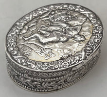 Continental Silver Oval Snuff Box. Imported London 1926, T. C. & Son Ltd. 1.5 troy ounces.