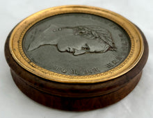 Napoleon Bonaparte Medallion Snuff Box, After J. P. Droz, cica 1810.