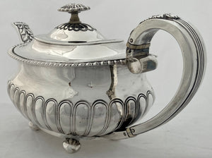 Georgian, George III, Silver Teapot. York 1814 James Barber & William Whitwell. 21.6 troy ounces.