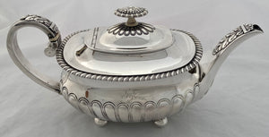 Georgian, George III, Silver Teapot. York 1814 James Barber & William Whitwell. 21.6 troy ounces.