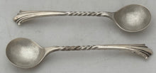 George V Cased Pair of Octagonal Silver Salts & Spoons. Birmingham 1918, S W Smith & Co. 3.6 troy ounces.
