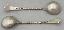 George V Cased Pair of Octagonal Silver Salts & Spoons. Birmingham 1918, S W Smith & Co. 3.6 troy ounces.