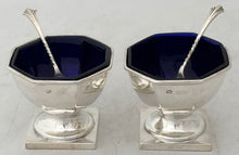 George V Cased Pair of Octagonal Silver Salts & Spoons. Birmingham 1918, S W Smith & Co. 3.6 troy ounces.