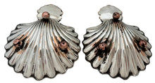 George IV Pair of Old Sheffield Plate Butter Shells, circa 1820.