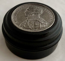 The Death of the Duke of Wellington Medal Snuff Box. After Allen & Moore.