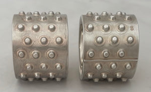 Elizabeth II, Pair of Contemporary Silver Napkin Rings. Sheffield 1996, Chris Knight. 5.7 troy ounces.