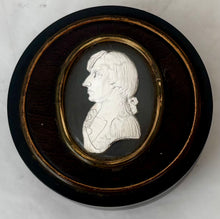 Vice Admiral Lord Horatio Nelson Early 19th Century Glass Paste Portrait Profile Table Snuff Box.