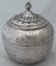 Hukin & Heath Persian Style Silver Plate on Copper Biscuit Box, circa 1870 - 1880.