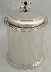 Large Charles II Style Edwardian Silver Lidded Tankard. London 1905 Samuel Walton Smith & Co. 32.1 troy ounces.