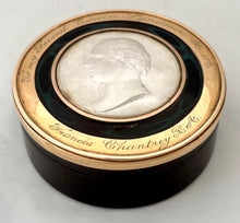 Sir Francis Chantrey RA & Sir Edwin Landseer RA Gold Mounted Portrait Snuff Box. After William Bain.