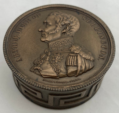 Death of the Duke of Wellington Obverse of the 1852 Allen & Moore Medal Paperweight.