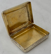 Early George II Silver Gilt Snuff Box, circa 1730.