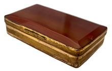 Mid 19th Century Gilt Metal & Agate Snuff Box.