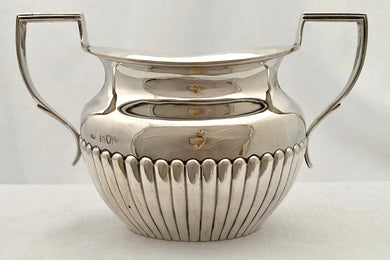 A Victorian Silver Sugar Bowl. London 1897 Charles Boyton II. 7.8 troy ounces.