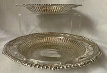 Georgian, George III, Graduated Pair of Silver Serving Dishes. London 1811 Paul Storr. 44 troy ounces.