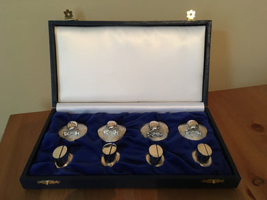 Novelty formal hat silver place card holders. Asprey and Mappin & Webb, 1997/8.