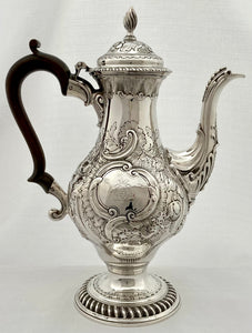 Georgian, George III, Silver Coffee Pot. London 1772 William Grundy. 31 troy ounces.