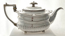 Georgian, George III, Silver Teapot. London 1817 William Eaton. 25.8 troy ounces.
