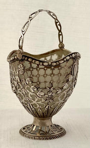 Georgian, George III, Silver Sugar Basket. London 1772 Christopher Makemeid. 3.7 troy ounces.