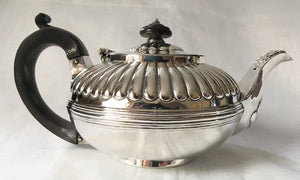 Georgian, George III, silver teapot. London 1819 Sarah & John William Blake. 12 troy ounces.