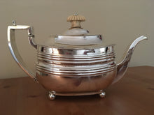 Georgian, George III, silver tea service. London 1808/09 Duncan Urquhart & Napthali Hart. 32.95 troy ounces.