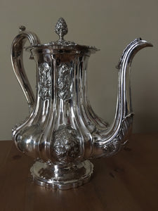 William IV silver scalloped and fluted coffee pot. London 1833 Edward Barton. 30 troy ounces.