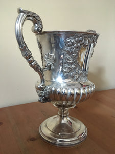 Georgian, George IV, Scottish silver cup. Edinburgh 1825 William & Patrick Cunningham. 30.8 troy ounces.