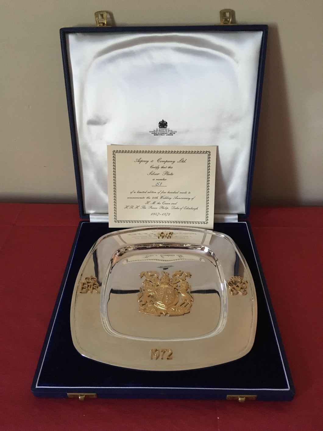 Asprey silver royal commemorative cased plate. London 1972 Asprey & Co Ltd. 23 troy ounces.