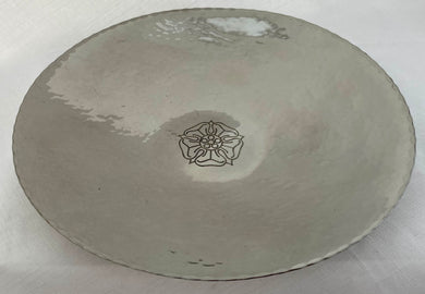 Keswick Metal Craft Tudor Rose Staybrite Dish.