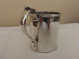 Georgian, George IV, Irish silver christening mug. Dublin 1829 Edward Power. 4.3 troy ounces.