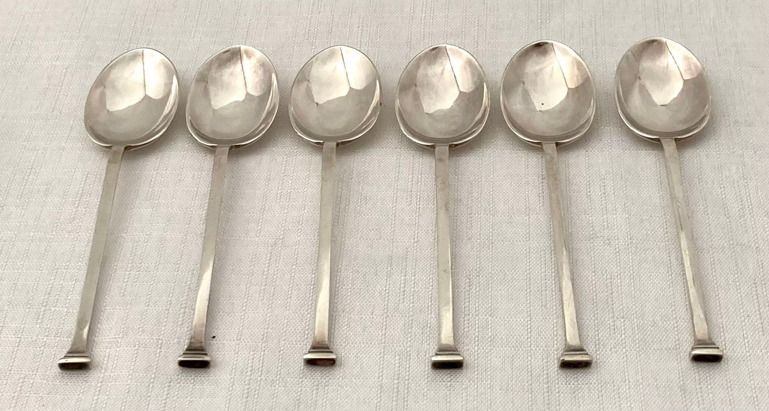 George V, Cased Set of Six Silver Seal Top Coffee Spoons