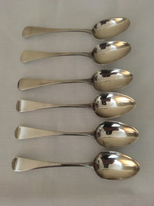 Georgian, George III, set of six silver teaspoons. London 1818 William Chawner II. 4 troy ounces.